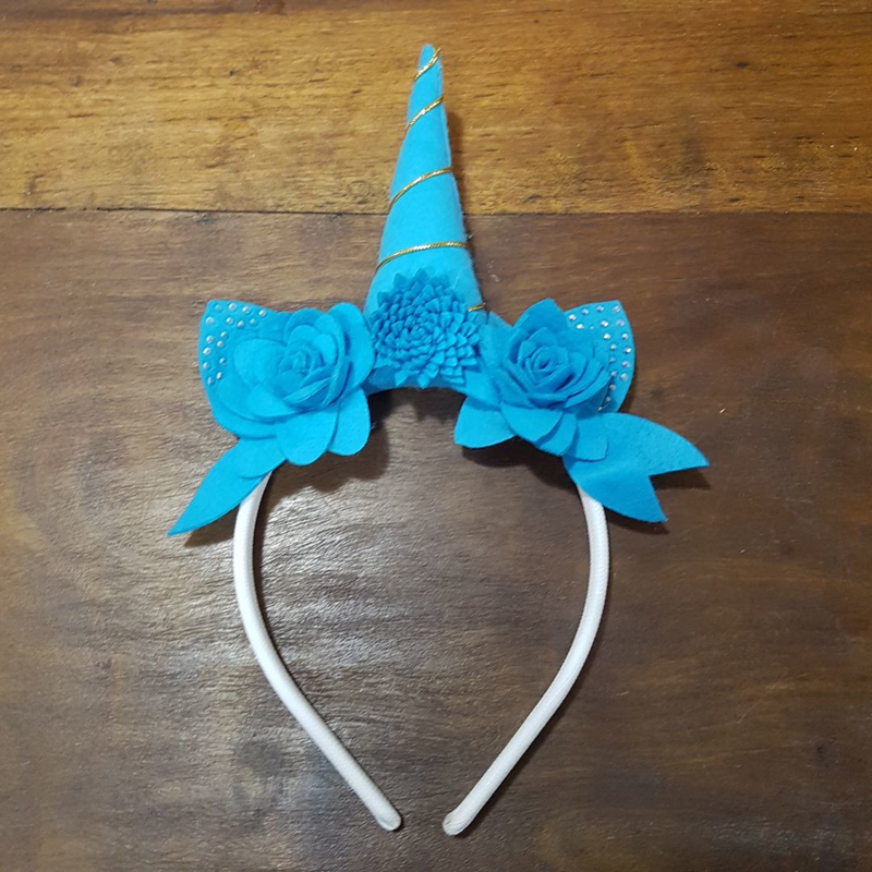 tiara de unicornio azul