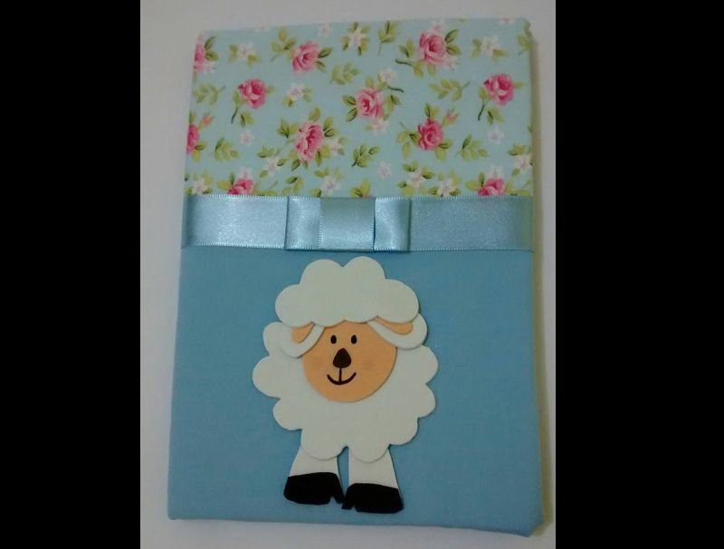 cuaderno con víspera de oveja