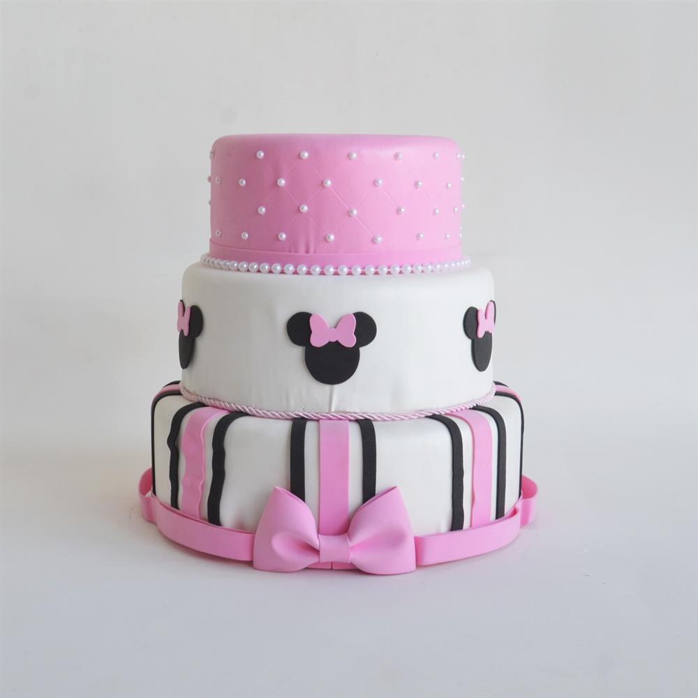 pastel falso de eva minnie