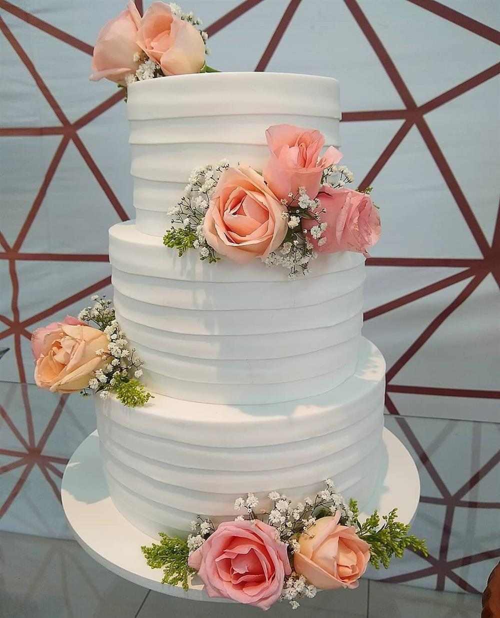 falso pastel de bodas eva