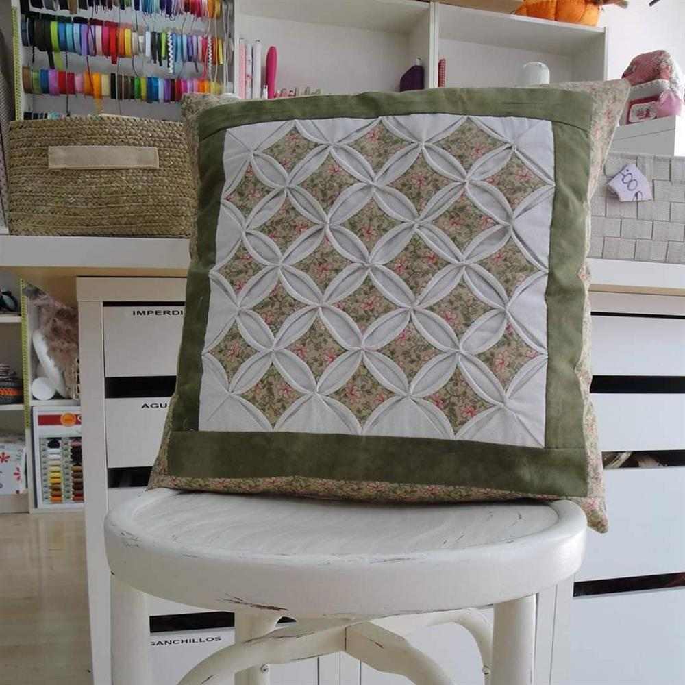 Cojín de tela patchwork