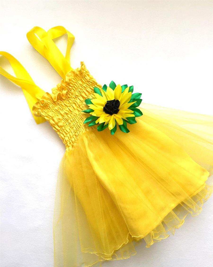 Vestido amarillo personalizado