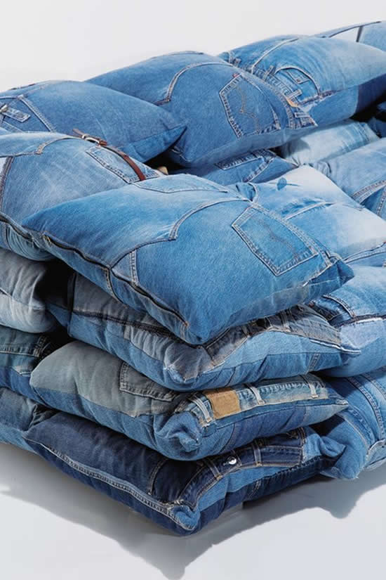 Cojín con jeans