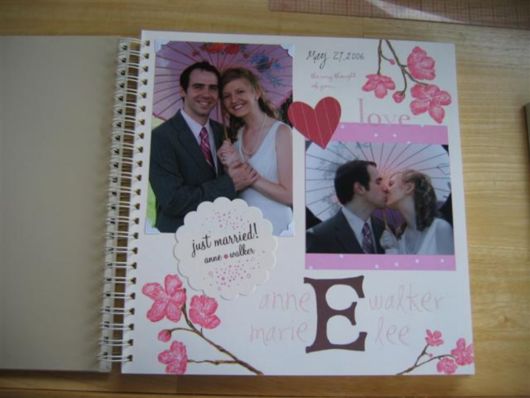 Scrapbook de boda con flores